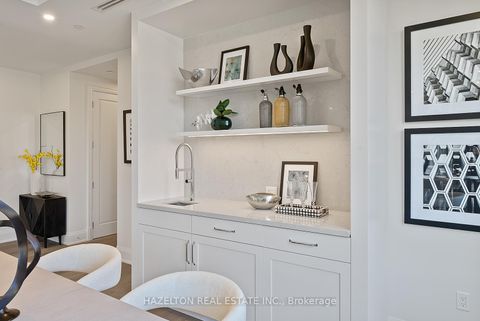 Photo 6 at 802 - 128 Hazelton Avenue, Annex, Toronto