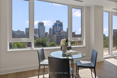 Photo 11 at 802 - 128 Hazelton Avenue, Annex, Toronto