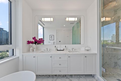 Photo 23 at 802 - 128 Hazelton Avenue, Annex, Toronto