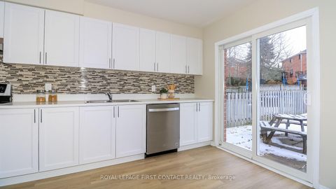 Photo 11 at 28 Violet Street, Holly, Barrie