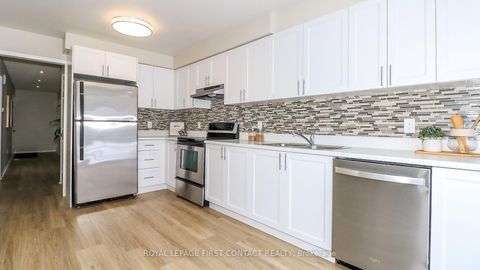 Photo 12 at 28 Violet Street, Holly, Barrie