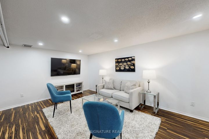 Photo 24 at 76 - 700 Harmony Road N, Pinecrest, Oshawa