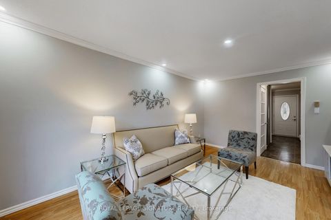 Photo 4 at 76 - 700 Harmony Road N, Pinecrest, Oshawa