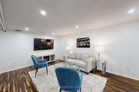 Photo 24 at 76 - 700 Harmony Road N, Pinecrest, Oshawa