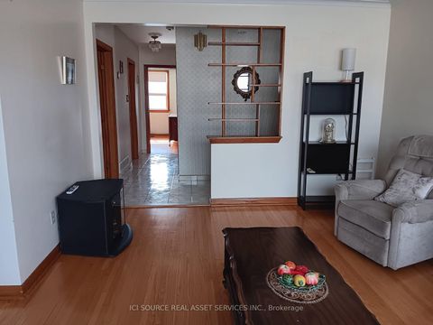 Photo 4 at 73 Burr Avenue, Rustic, Toronto