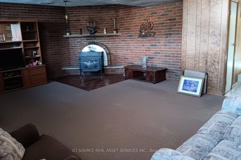 Photo 14 at 73 Burr Avenue, Rustic, Toronto