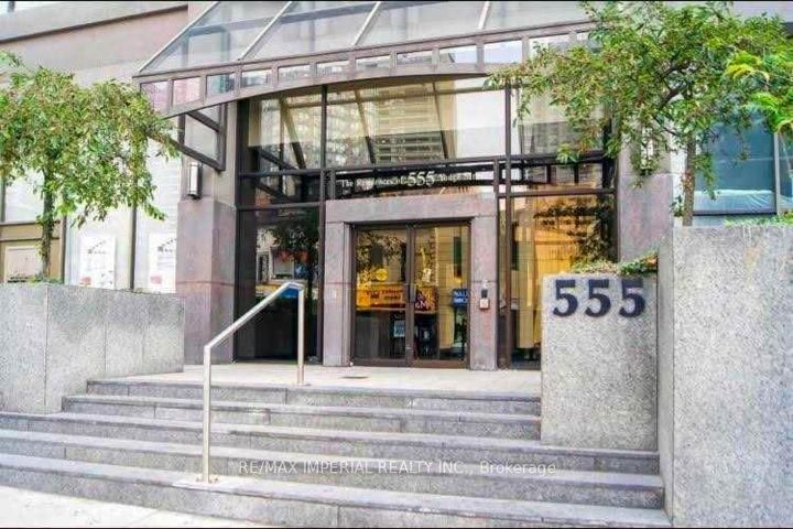 Photo 18 at 913 - 555 Yonge Street, Yonge Corridor, Toronto