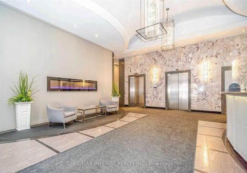 Photo 19 at 913 - 555 Yonge Street, Yonge Corridor, Toronto