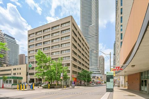 Photo 26 at 913 - 555 Yonge Street, Yonge Corridor, Toronto