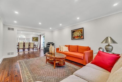 Photo 5 at 373 firglen Ridge, Islington Woods, Vaughan