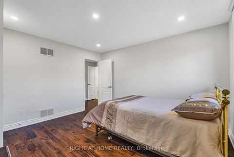 Photo 24 at 373 firglen Ridge, Islington Woods, Vaughan