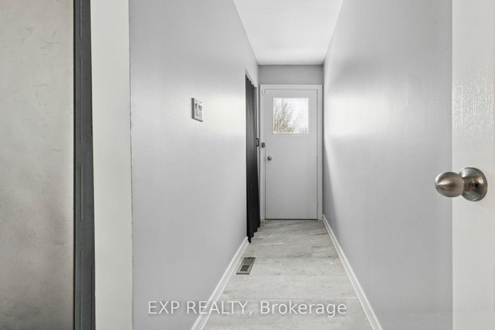 Photo 32 at 243 Coventry Court, Eastdale, Oshawa