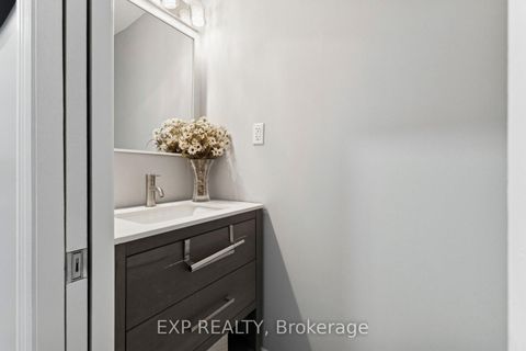 Photo 4 at 243 Coventry Court, Eastdale, Oshawa