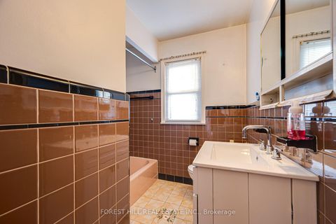 Photo 13 at 73 Talent Crescent, Humbermede, Toronto