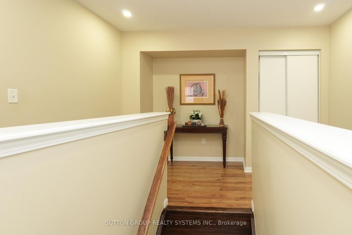 Photo 19 at 35 Bleasdale Avenue, Northwest Brampton, Brampton