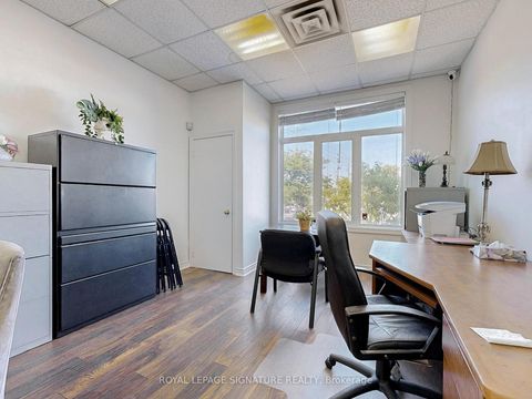 Photo 16 at 21L - 951 Wilson Avenue, CFB, Toronto