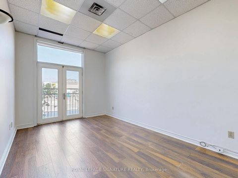 Photo 17 at 21L - 951 Wilson Avenue, CFB, Toronto