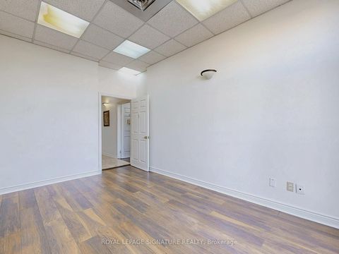 Photo 19 at 21L - 951 Wilson Avenue, CFB, Toronto