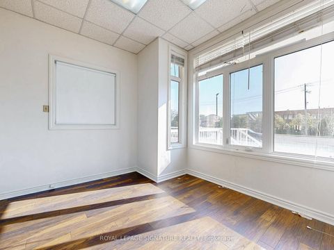 Photo 21 at 21L - 951 Wilson Avenue, CFB, Toronto