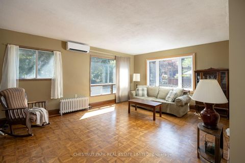 Photo 14 at 25 Maxwell Avenue, Eglinton, Toronto