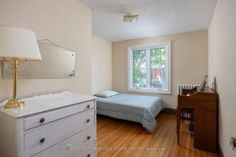 Photo 24 at 25 Maxwell Avenue, Eglinton, Toronto