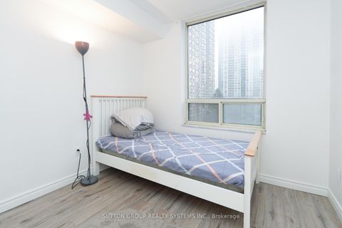 Photo 17 at 512 - 285 Enfield Place, City Centre, Mississauga