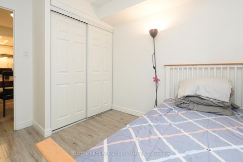 Photo 18 at 512 - 285 Enfield Place, City Centre, Mississauga