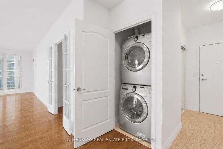 Photo 3 at 808 - 2119 Lake Shore Boulevard W, Mimico, Toronto