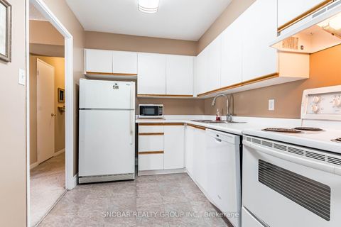 Photo 10 at 1110 - 50 Elm Drive E, Mississauga Valleys, Mississauga