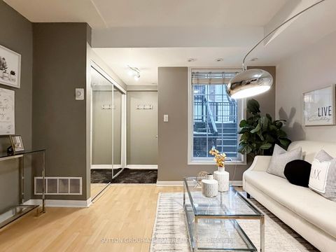 Photo 11 at 516 - 3 Everson Drive, Willowdale East, Toronto