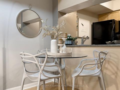 Photo 15 at 516 - 3 Everson Drive, Willowdale East, Toronto