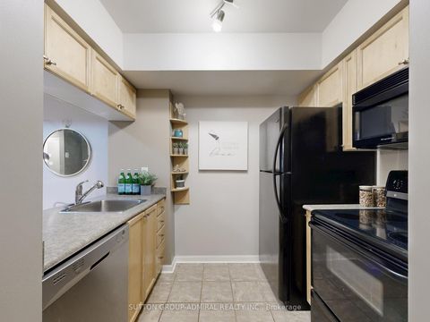 Photo 16 at 516 - 3 Everson Drive, Willowdale East, Toronto