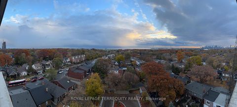 Photo 6 at 910 - 2055 Danforth Avenue, Woodbine Corridor, Toronto