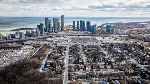 Photo 42 at 606 - 1 Neighbourhood Lane, Queensway, Toronto