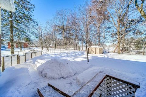 Photo 35 at 2 Agnes Street, Wellington, Barrie