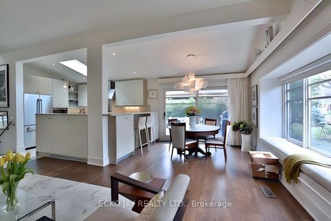 Photo 5 at 61 Lacewood Crescent, Donalda, Toronto
