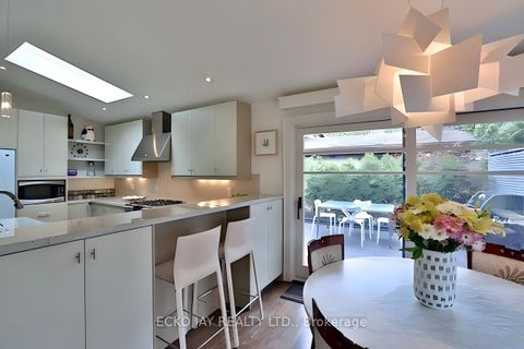 Photo 11 at 61 Lacewood Crescent, Donalda, Toronto