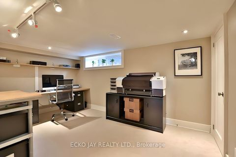 Photo 20 at 61 Lacewood Crescent, Donalda, Toronto