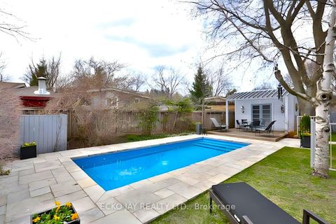 Photo 24 at 61 Lacewood Crescent, Donalda, Toronto