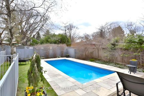 Photo 25 at 61 Lacewood Crescent, Donalda, Toronto