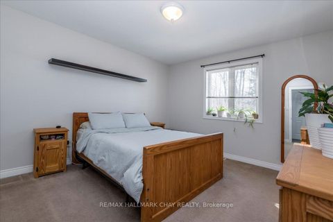 Photo 12 at 1103 Belle Aire Beach Road, Rural Innisfil, Innisfil