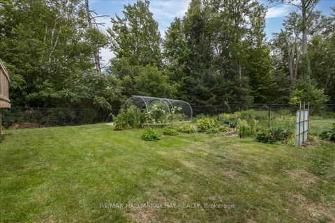 Photo 27 at 1103 Belle Aire Beach Road, Rural Innisfil, Innisfil