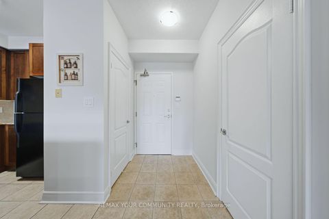 Photo 4 at 409 - 160 Woodbridge Avenue, West Woodbridge, Vaughan