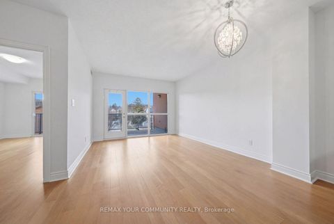 Photo 13 at 409 - 160 Woodbridge Avenue, West Woodbridge, Vaughan