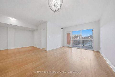 Photo 14 at 409 - 160 Woodbridge Avenue, West Woodbridge, Vaughan