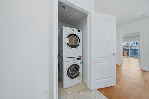 Photo 29 at 409 - 160 Woodbridge Avenue, West Woodbridge, Vaughan