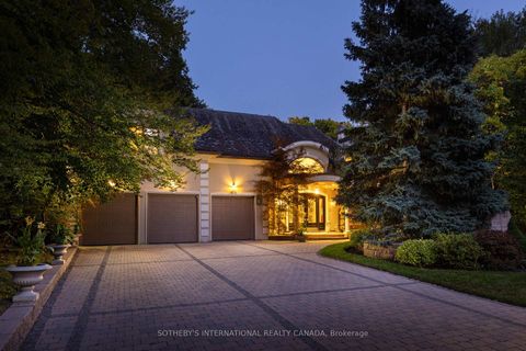 Photo 1 at 23 Edenbrook Hill, Humber Valley, Toronto