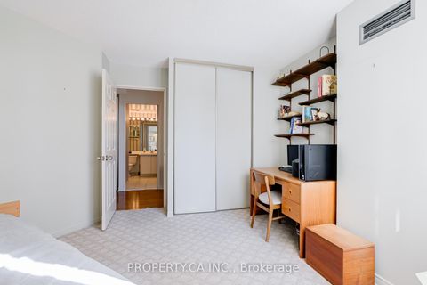 Photo 23 at 1401 - 7 Bishop Avenue, Newtonbrook East, Toronto