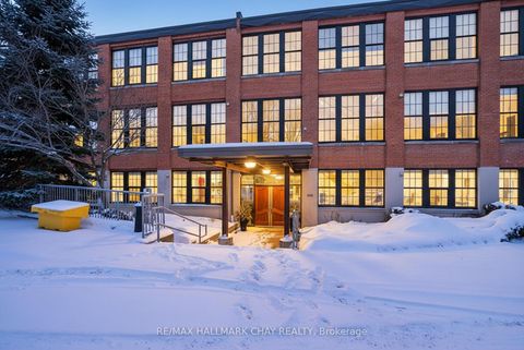 Photo 32 at 106 - 543 Timothy Street, Central Newmarket, Newmarket