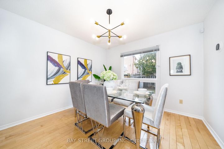 Photo 10 at 80 Summitcrest Drive, Devonsleigh, Richmond Hill